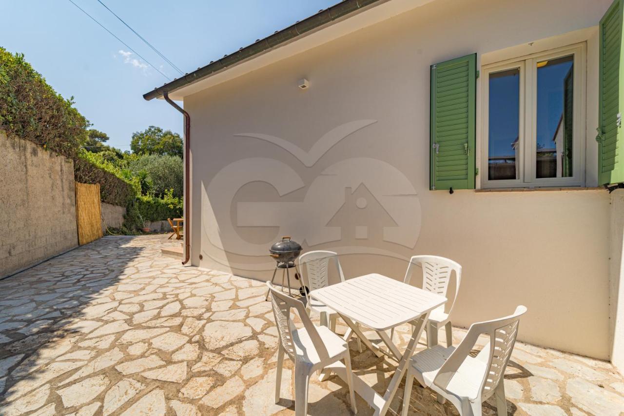 Апартаменты A Casa Di Massi - Goelba Портоферрайо Экстерьер фото